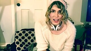 XXX Fair-haired Trans Old bag Will Make You Cum! :)